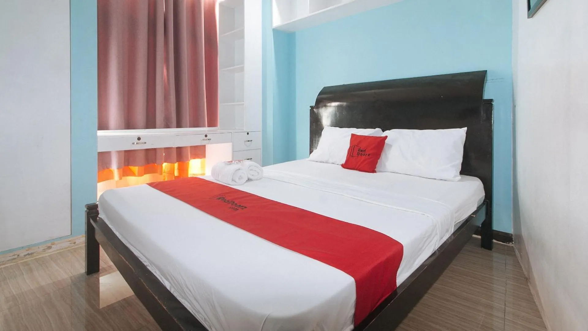 Reddoorz At Tjmg By Bel Air Polaris Makati Hotel Makati City Philippines