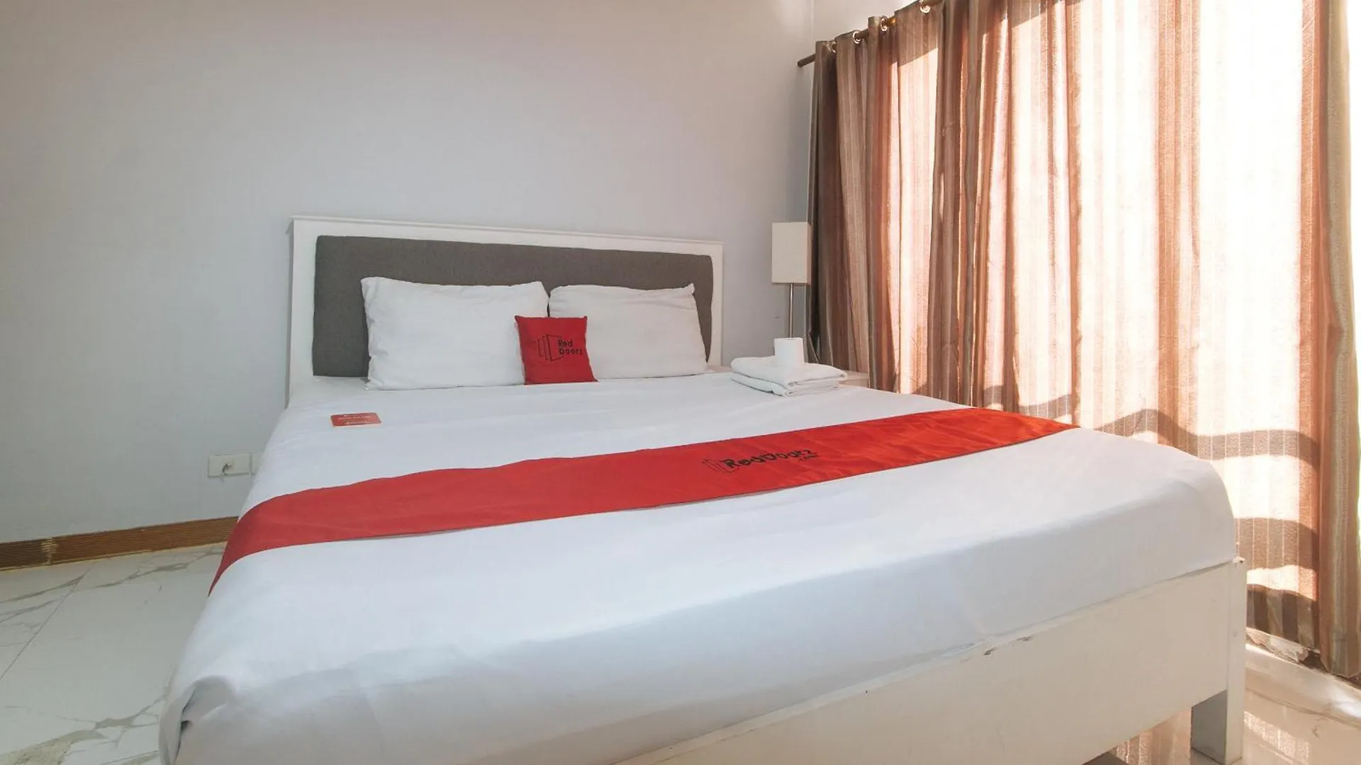 Reddoorz At Tjmg By Bel Air Polaris Makati Hotel Makati City