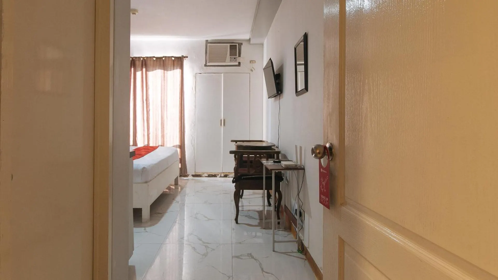 Reddoorz At Tjmg By Bel Air Polaris Makati Hotel Makati City