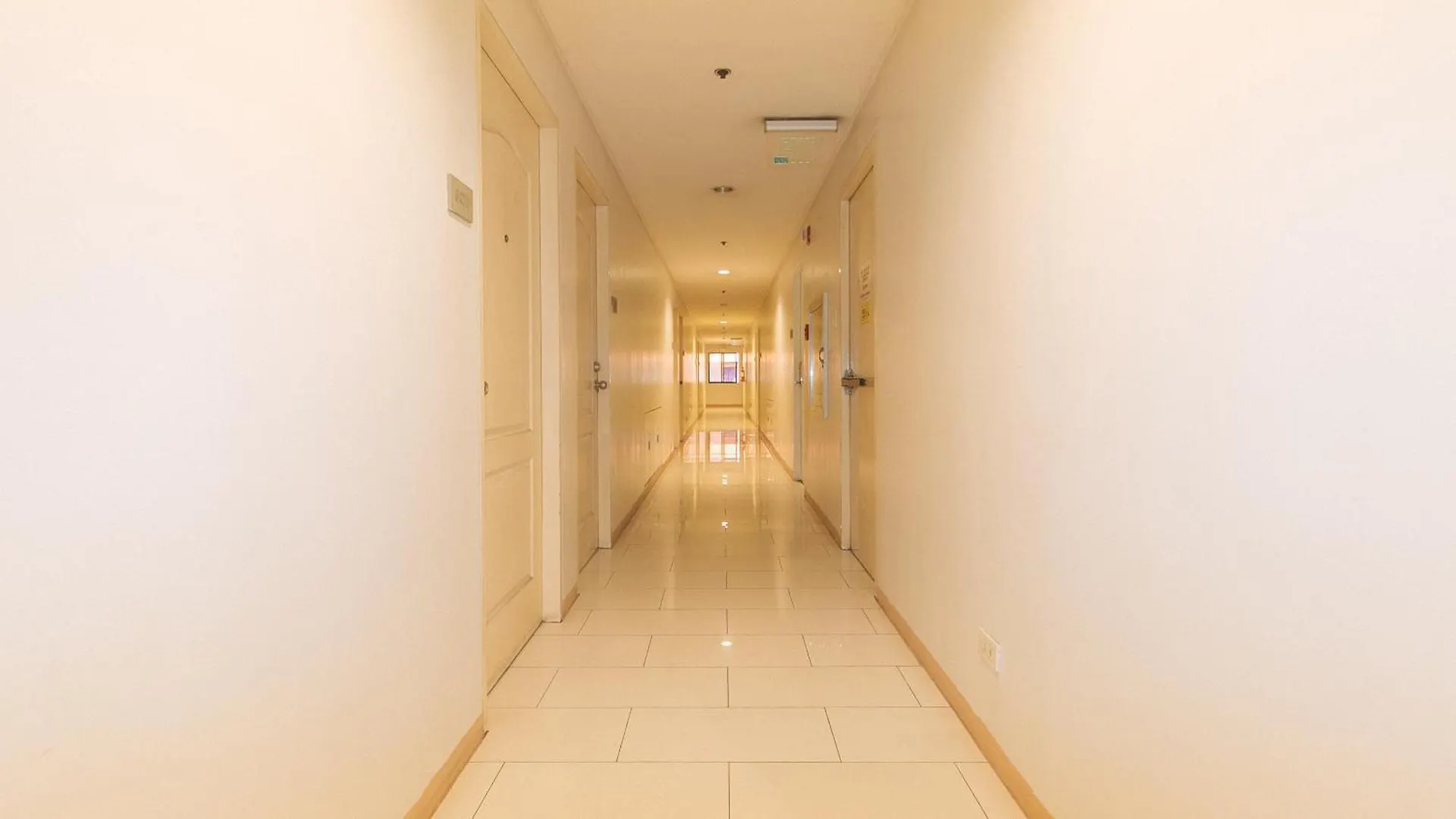 Reddoorz At Tjmg By Bel Air Polaris Makati Hotel Makati City