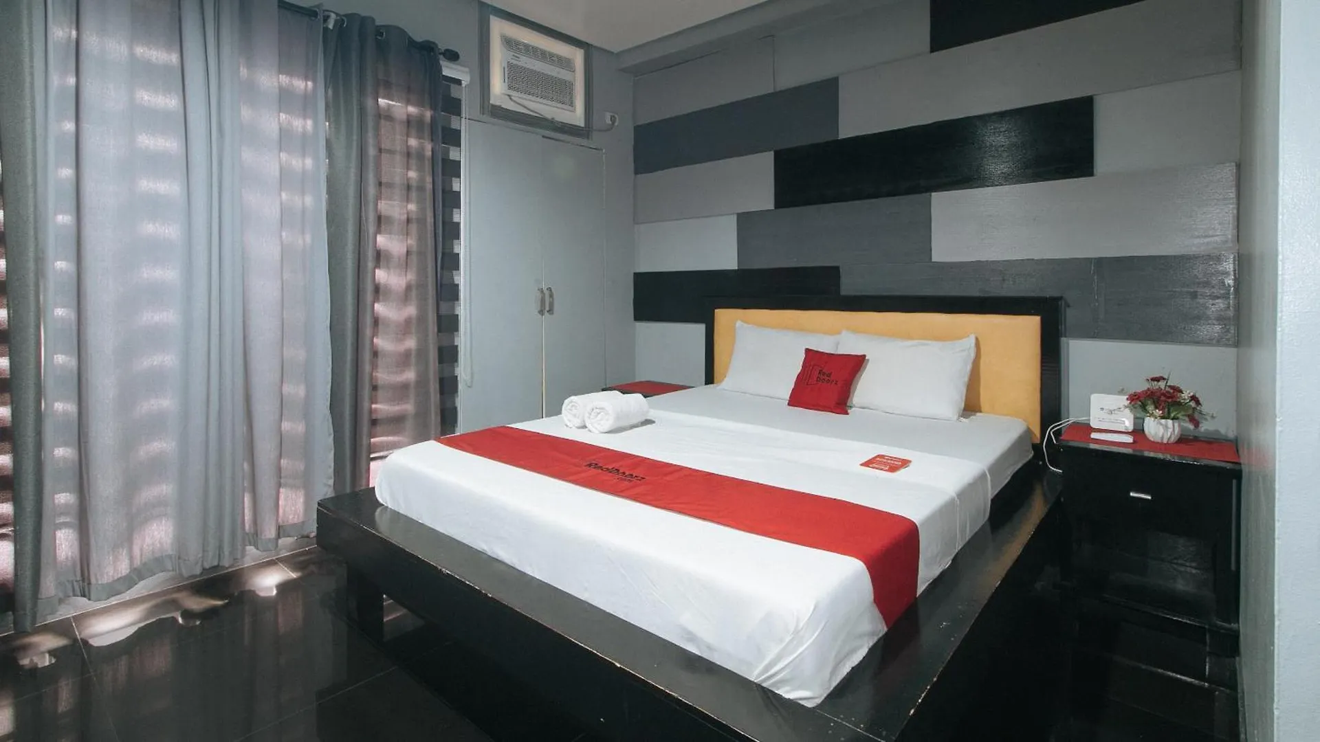Reddoorz At Tjmg By Bel Air Polaris Makati Hotel Makati City