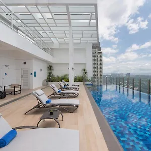 4* מלון Citadines Benavidez Makati
